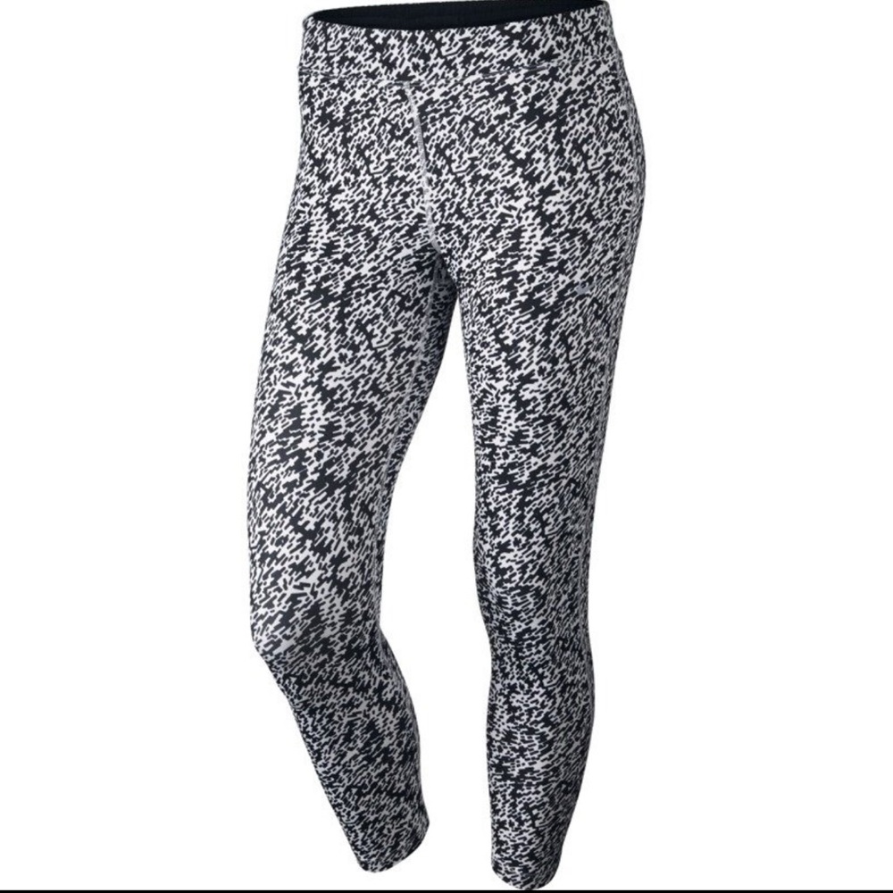 Nike Black and White Patterned Leggings